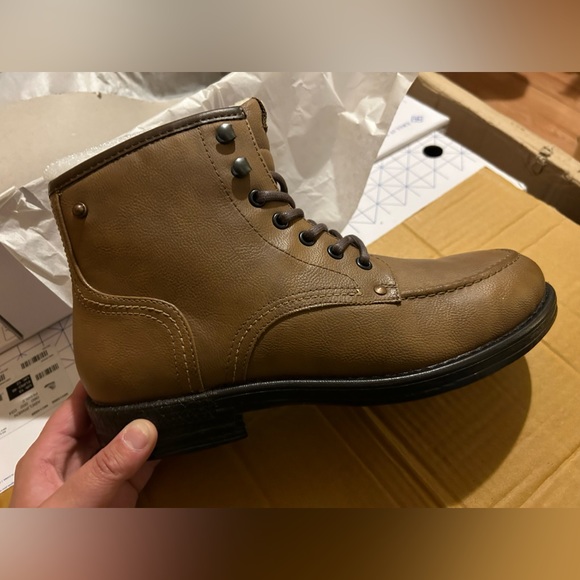 Brand new men boots - Picture 4 of 5